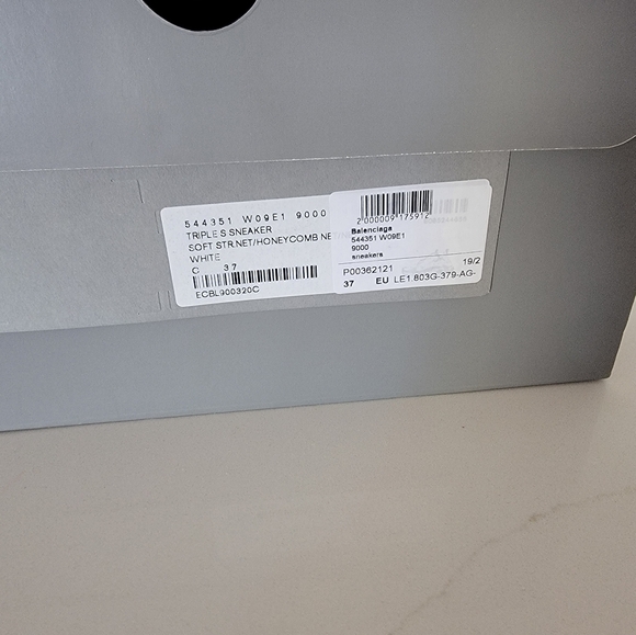 Balenciaga Triple S sneakers womens size 37 BNWT - Picture 4 of 6